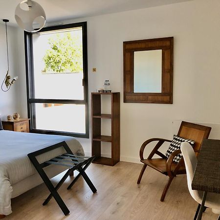 Hotelya - Lille Villeneuve D'Ascq Εξωτερικό φωτογραφία