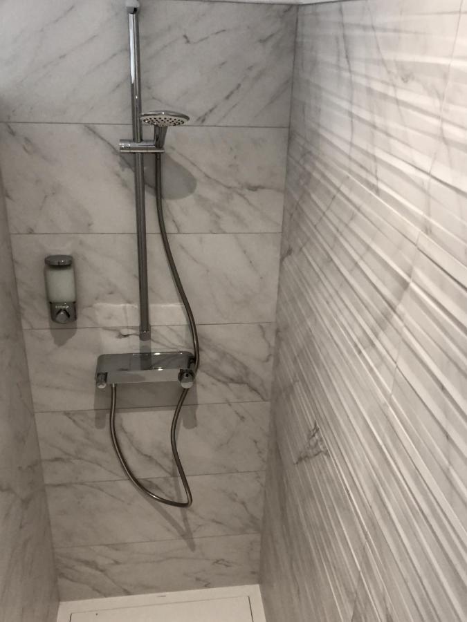 Hotelya - Lille Villeneuve D'Ascq Εξωτερικό φωτογραφία