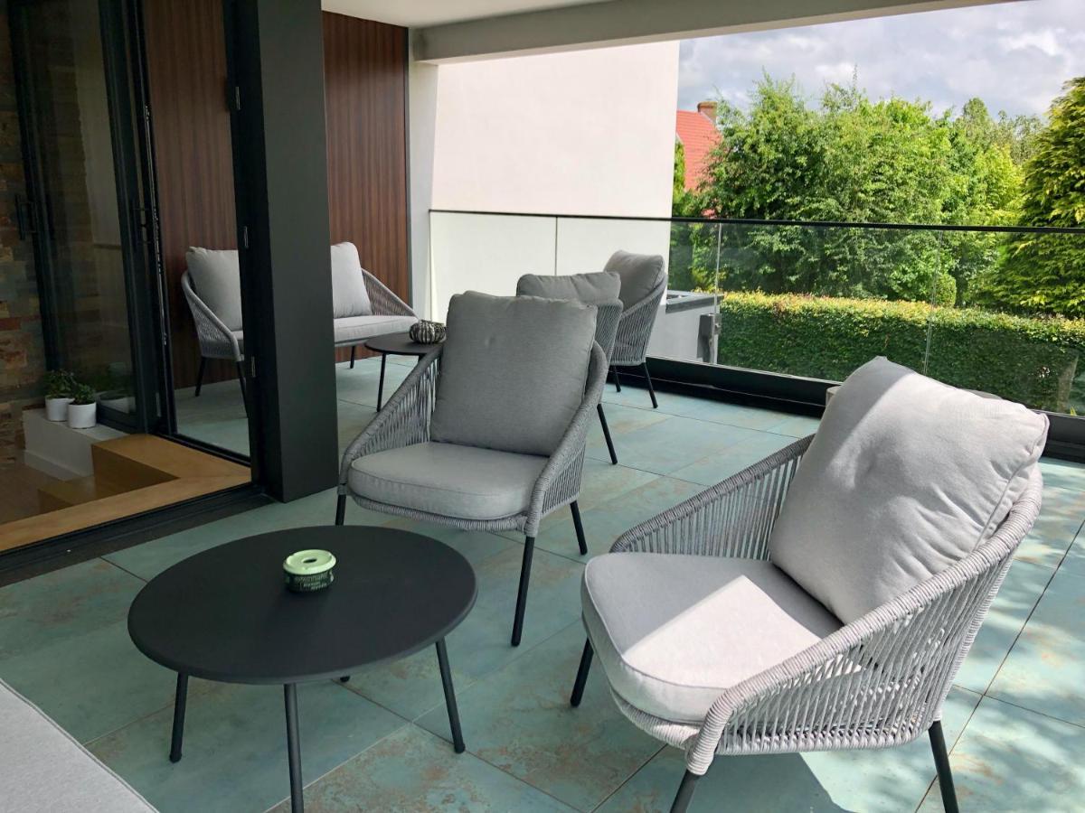 Hotelya - Lille Villeneuve D'Ascq Εξωτερικό φωτογραφία