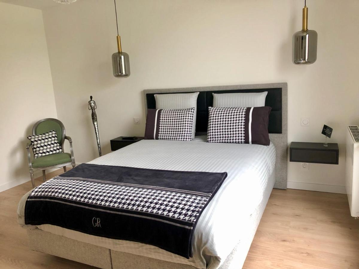 Hotelya - Lille Villeneuve D'Ascq Εξωτερικό φωτογραφία