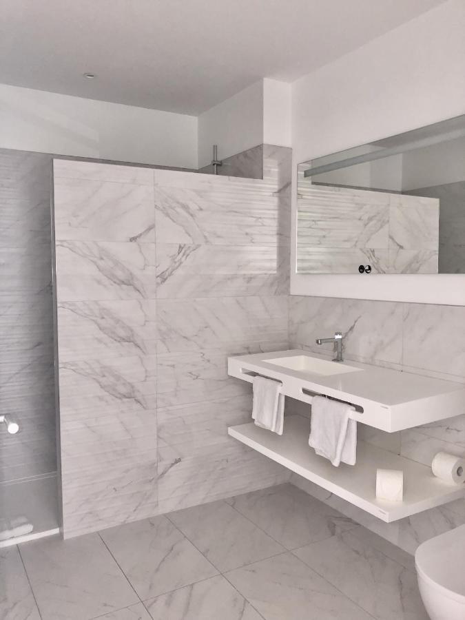Hotelya - Lille Villeneuve D'Ascq Εξωτερικό φωτογραφία